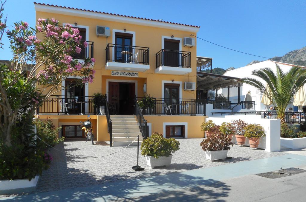 La Plage Hotel Kokkari Exterior photo