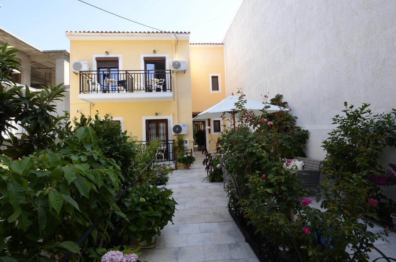 La Plage Hotel Kokkari Exterior photo